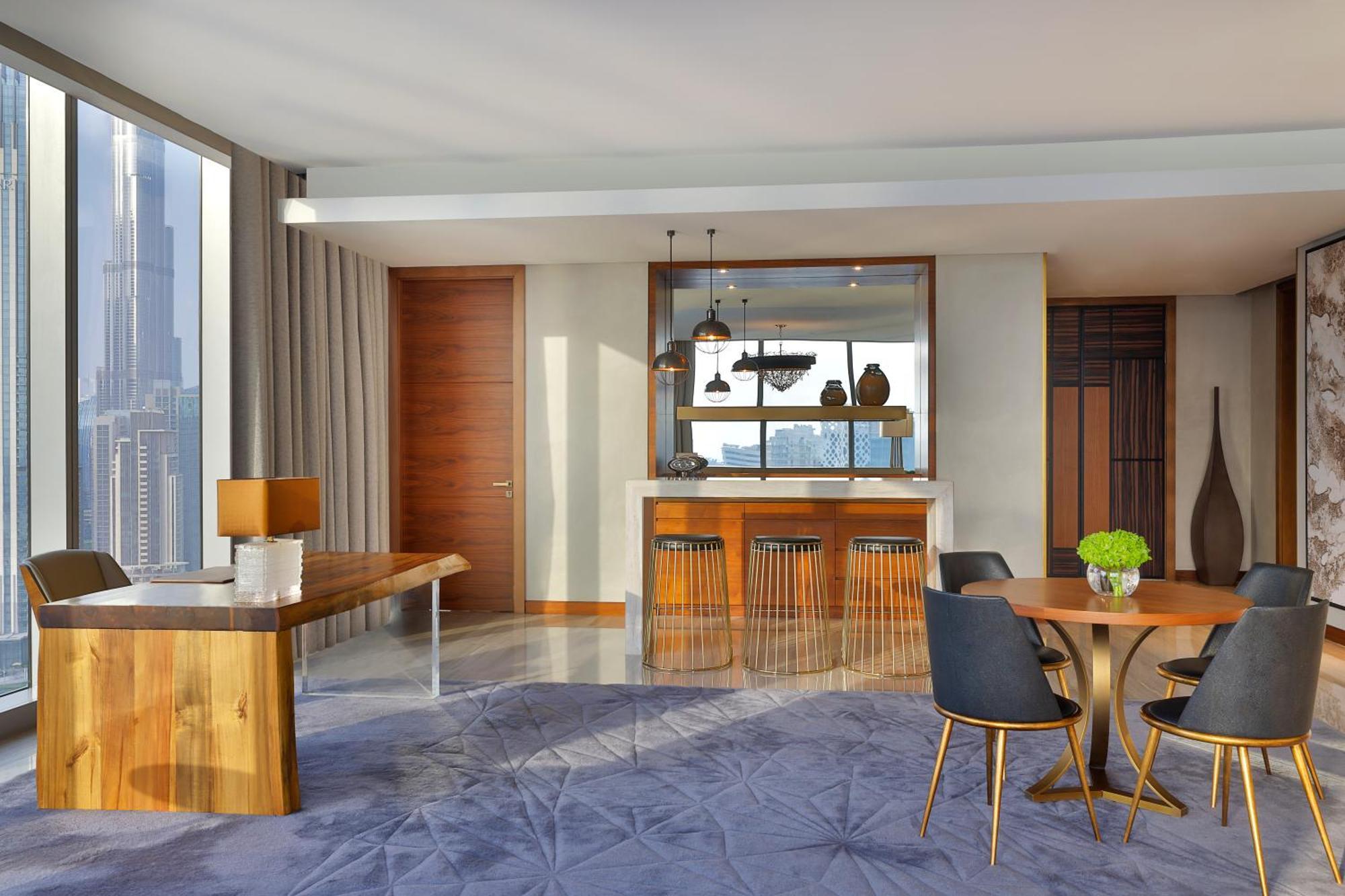Signature King Suite with Canal View including Signature St. Regis Butler Service