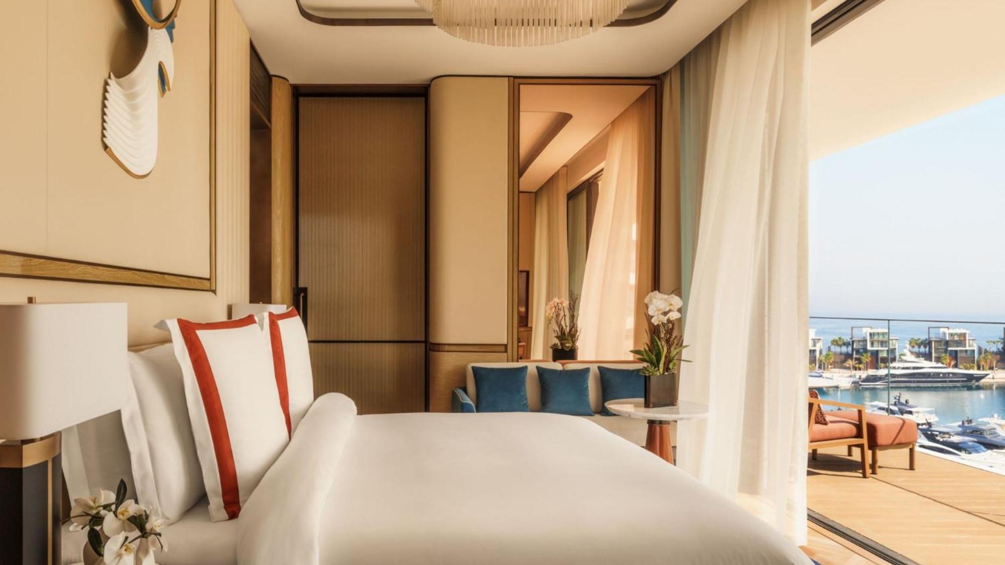 Marina Deluxe Suite Marina & Dubai Skyline Views,1692183451:JPEG