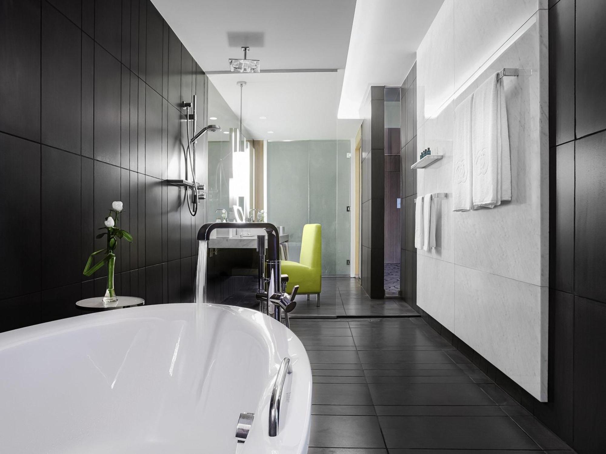 Junior Suite with King Bed and Burj Khalifa View