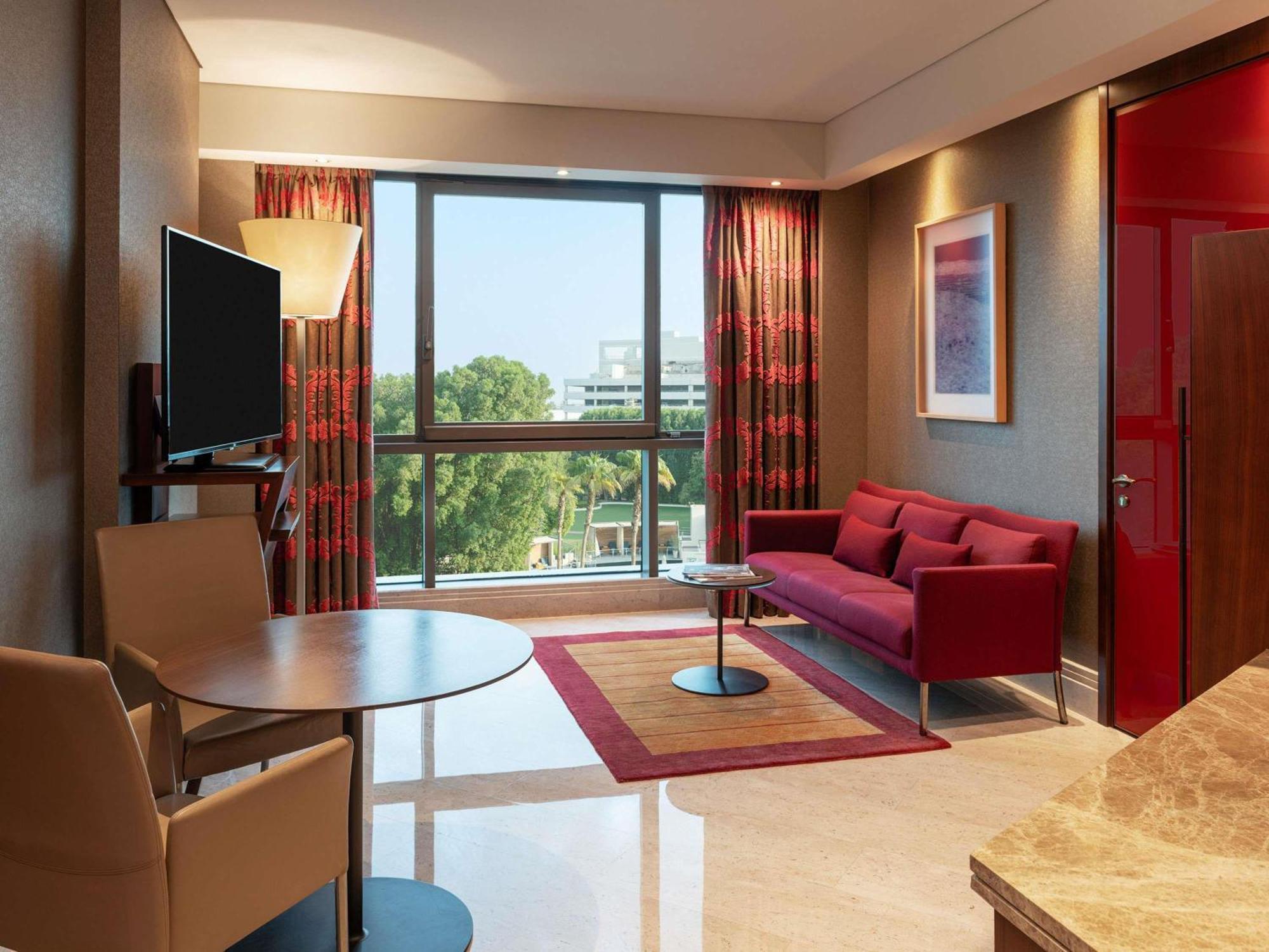 Executive King Suite City View