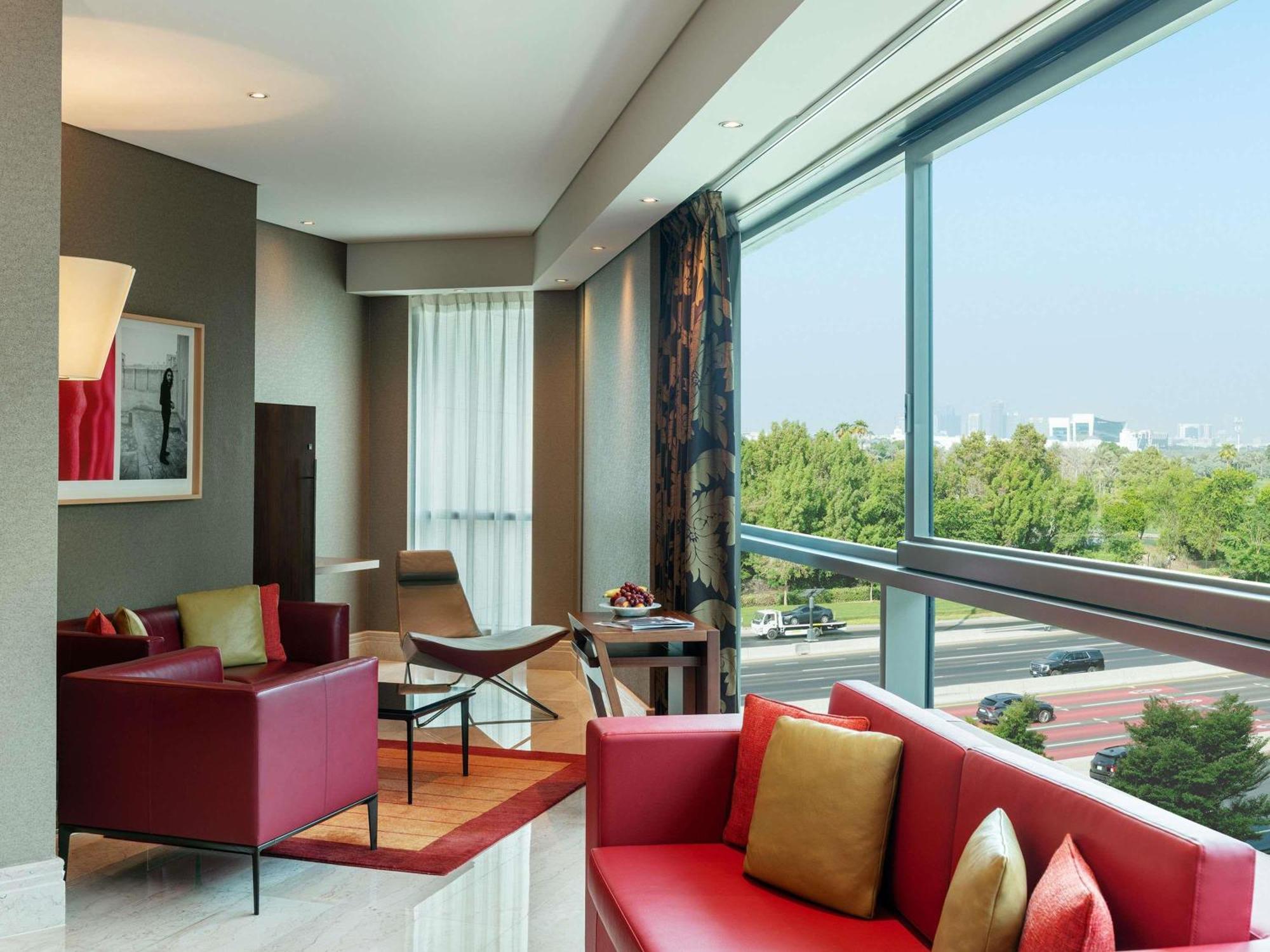 Junior King Suite City View