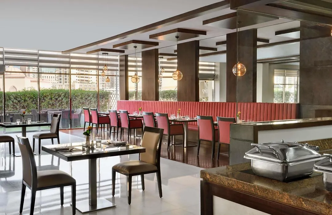Moevenpick Hotel Apartments Al Mamzar Dubai-1