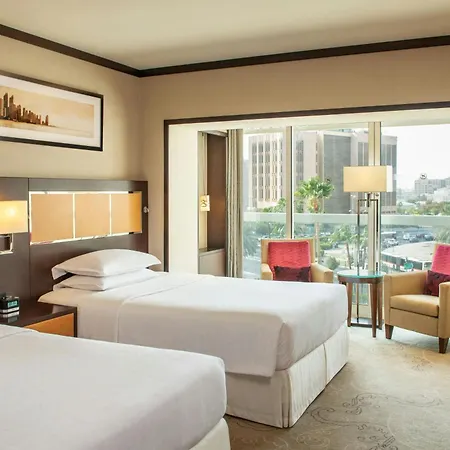 Sheraton Dubai Creek Hotel & Towers-3
