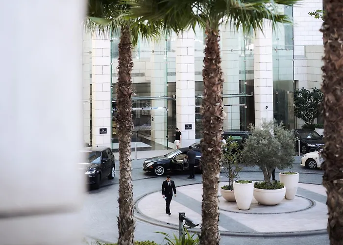 Waldorf Astoria Dubai International Financial Centre Hotel